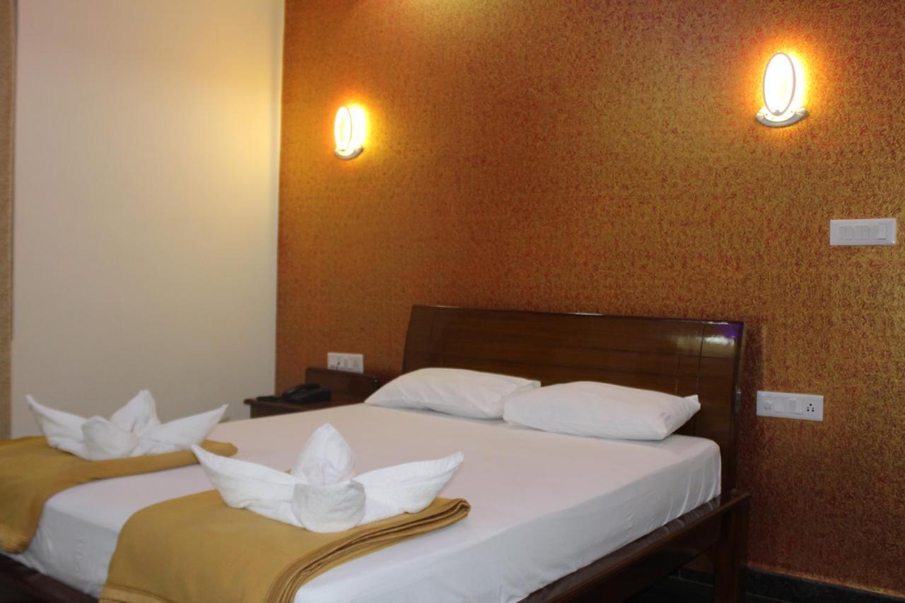 Golden Pride Hotel Kanakapura Luaran gambar
